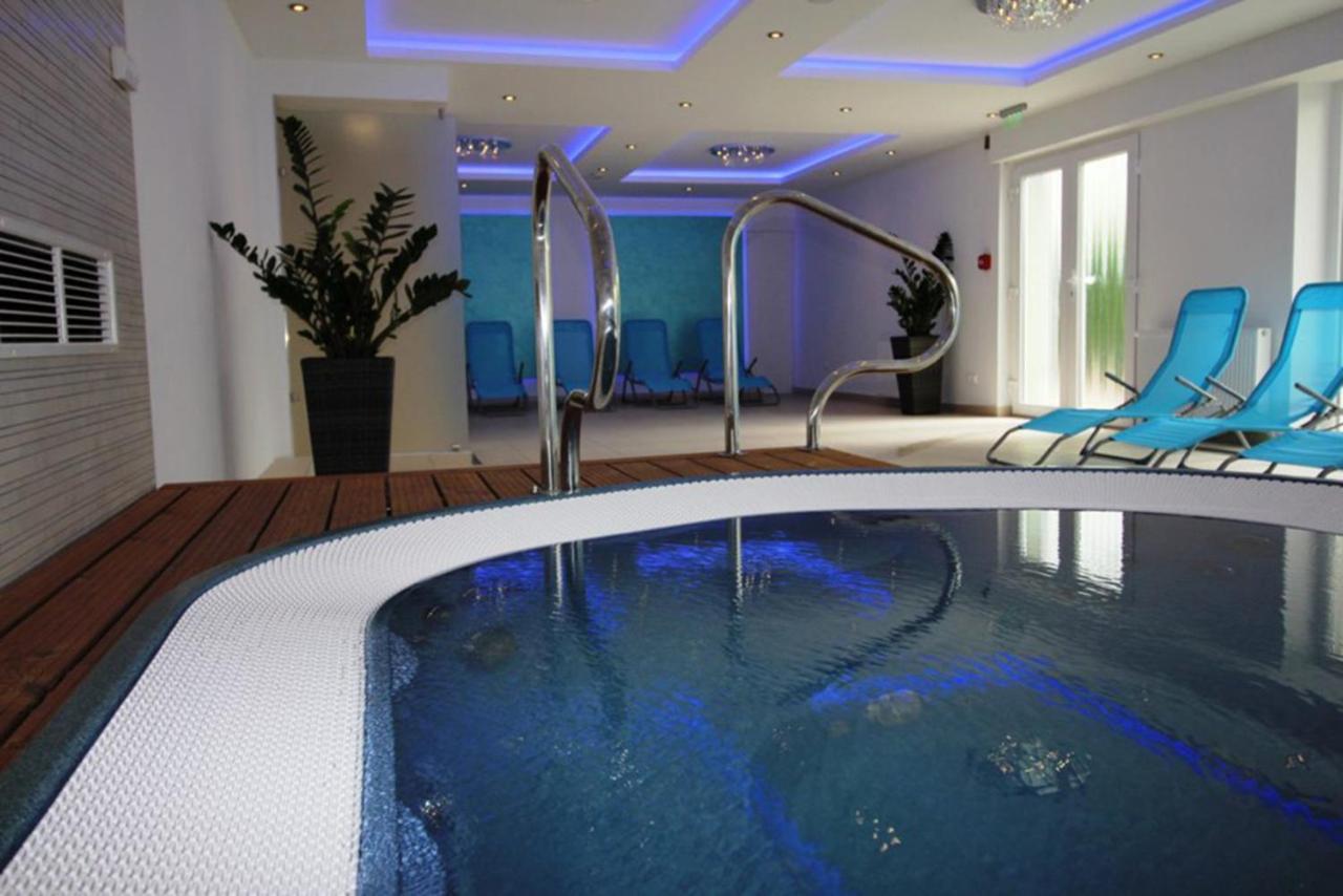 Tagore Spa Aparthotel บาลาตอนฟือเรด ภายนอก รูปภาพ