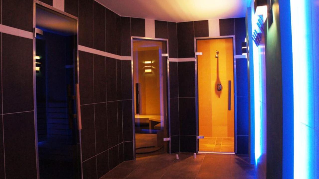Tagore Spa Aparthotel บาลาตอนฟือเรด ภายนอก รูปภาพ