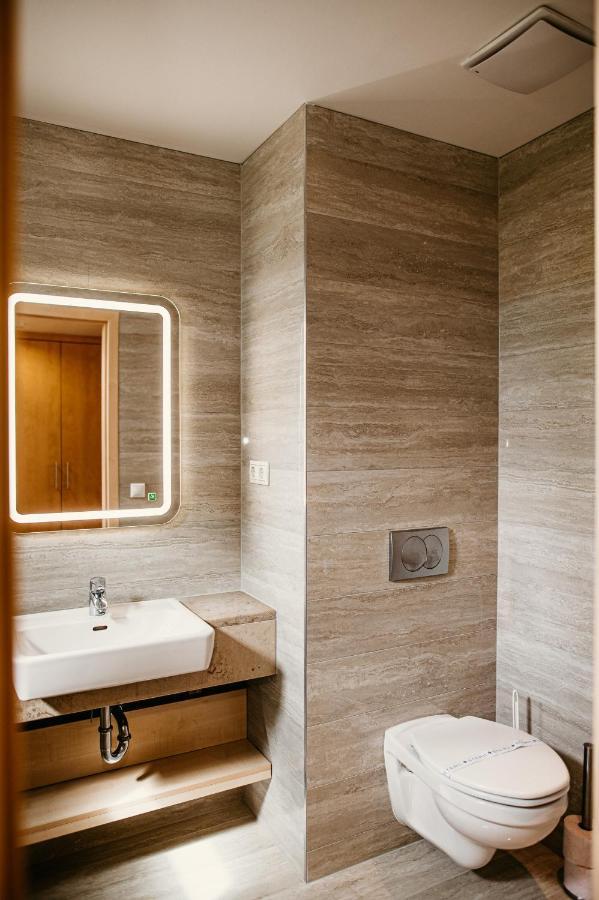Tagore Spa Aparthotel บาลาตอนฟือเรด ภายนอก รูปภาพ